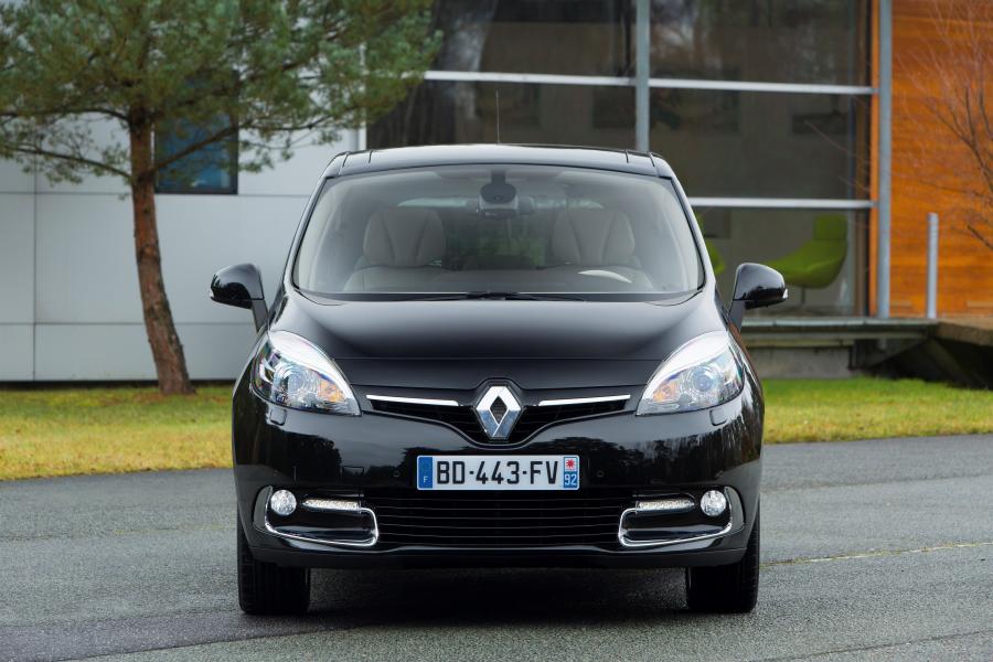  Renault Scenic 2013 года  (фото 32 из 34)